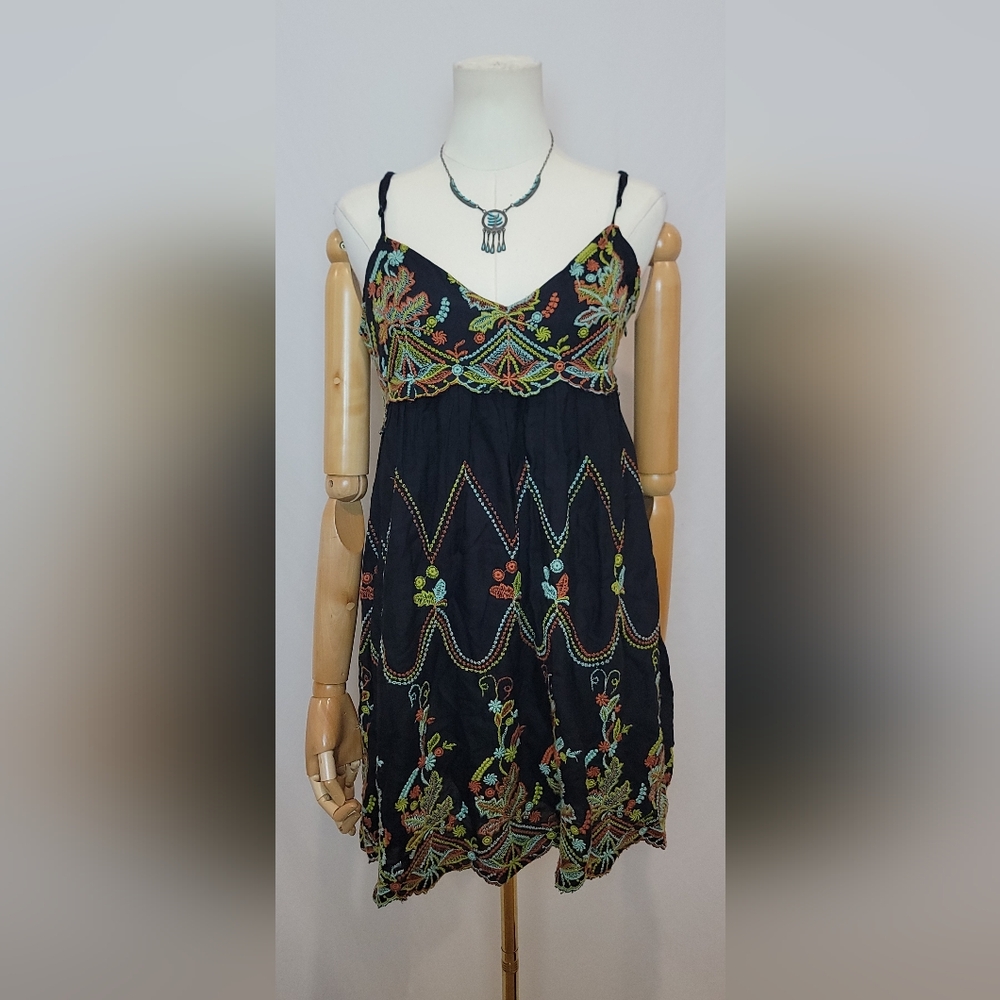 Urban Outfitters Jamie Embroider Babydoll Dress, Size Medium